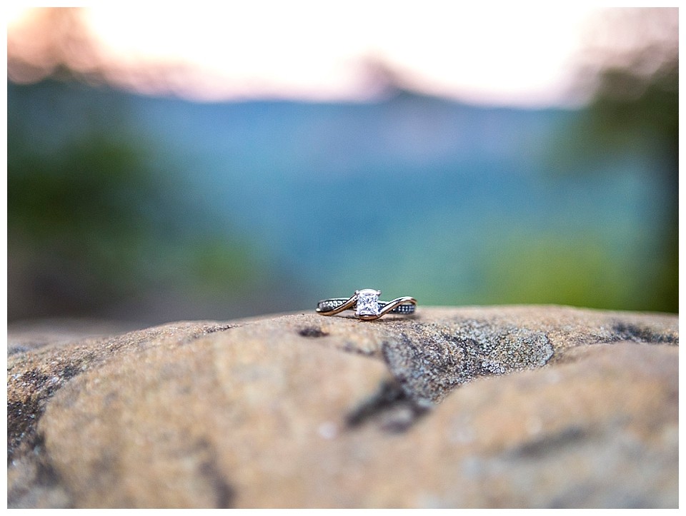 Courtney & Joey's Red River Gorge Engagement Session Photo by Kevin and Anna Photography NEW 07