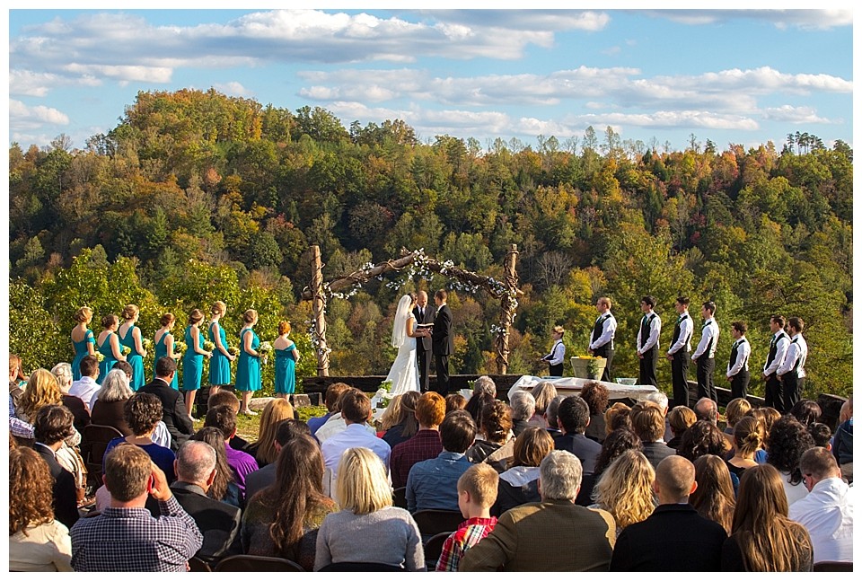Red River Gorge Fall Wedding at the Cliffview Resort_0022