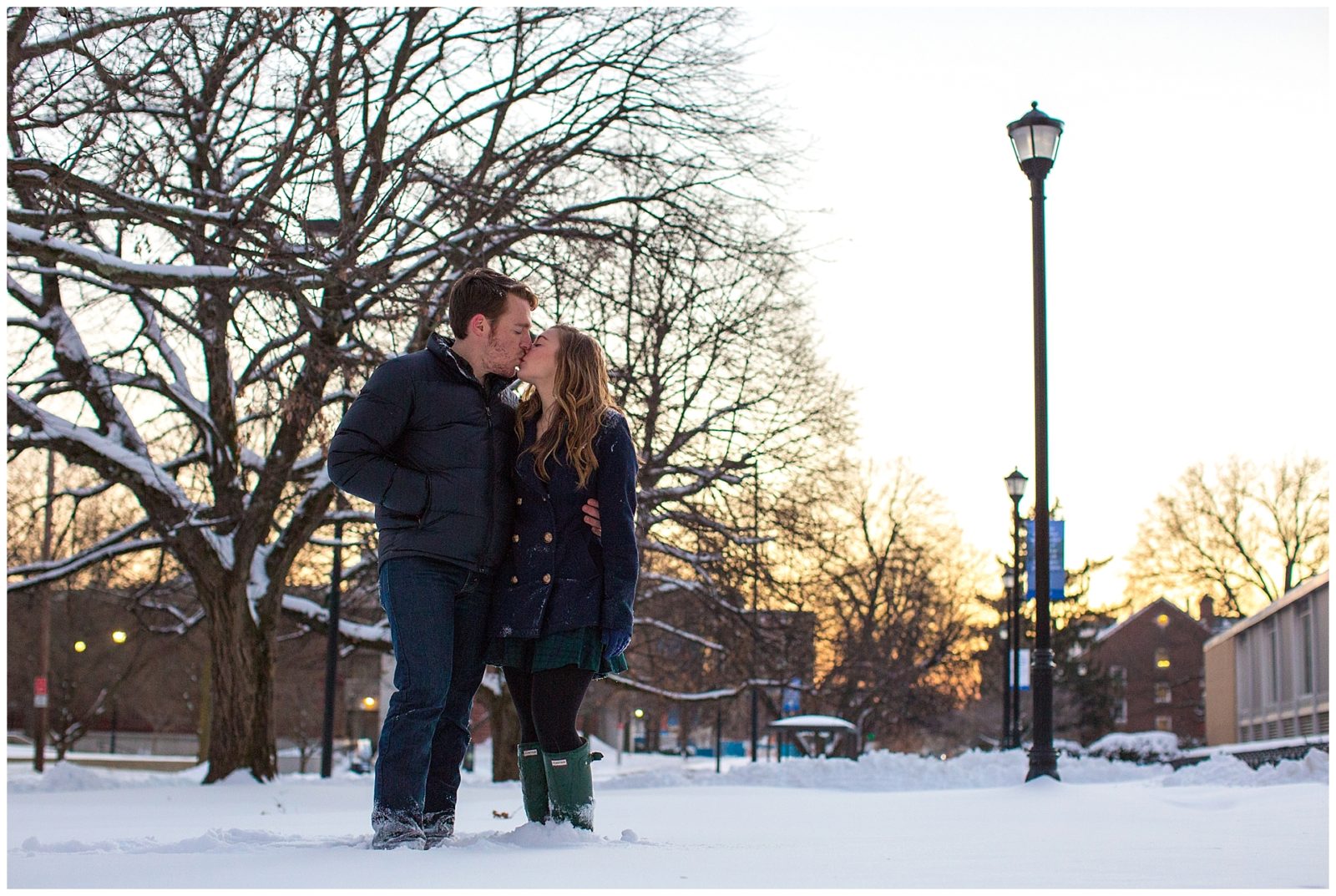 Winter Engagement Session in the Snow in Lexington, Kentucky_0007