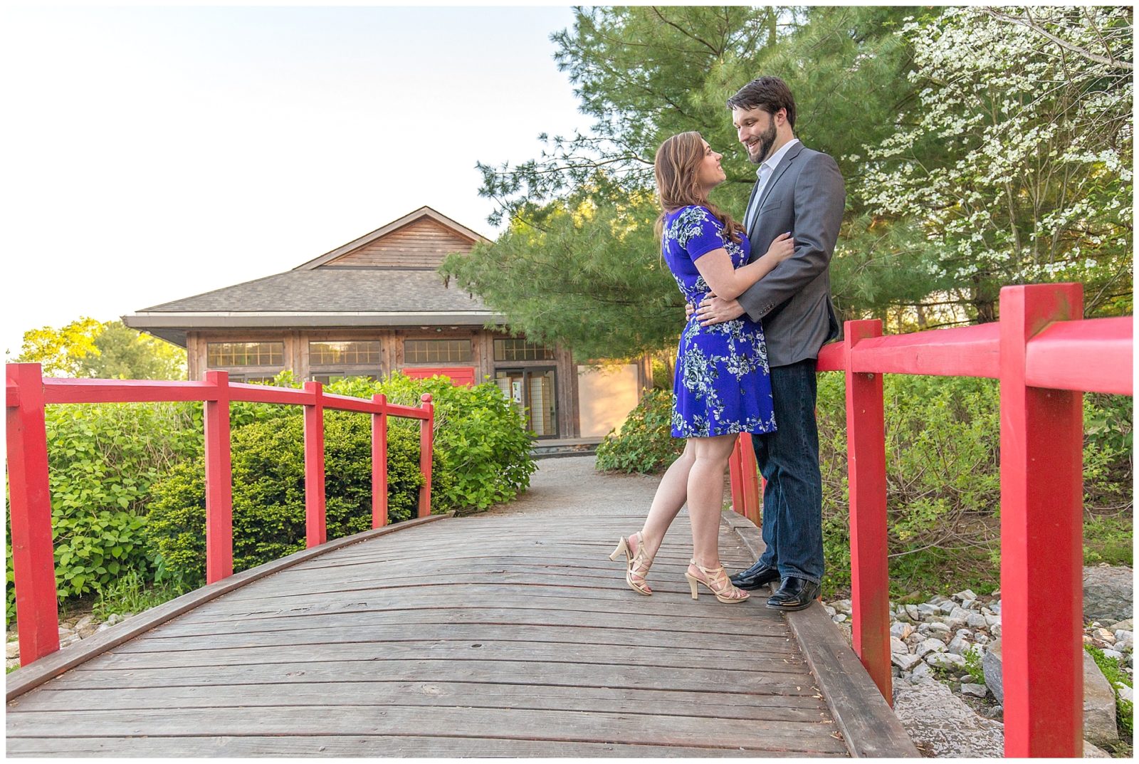 Engagement Session at Japanese Garden in Georgetown, Kentucky_0007