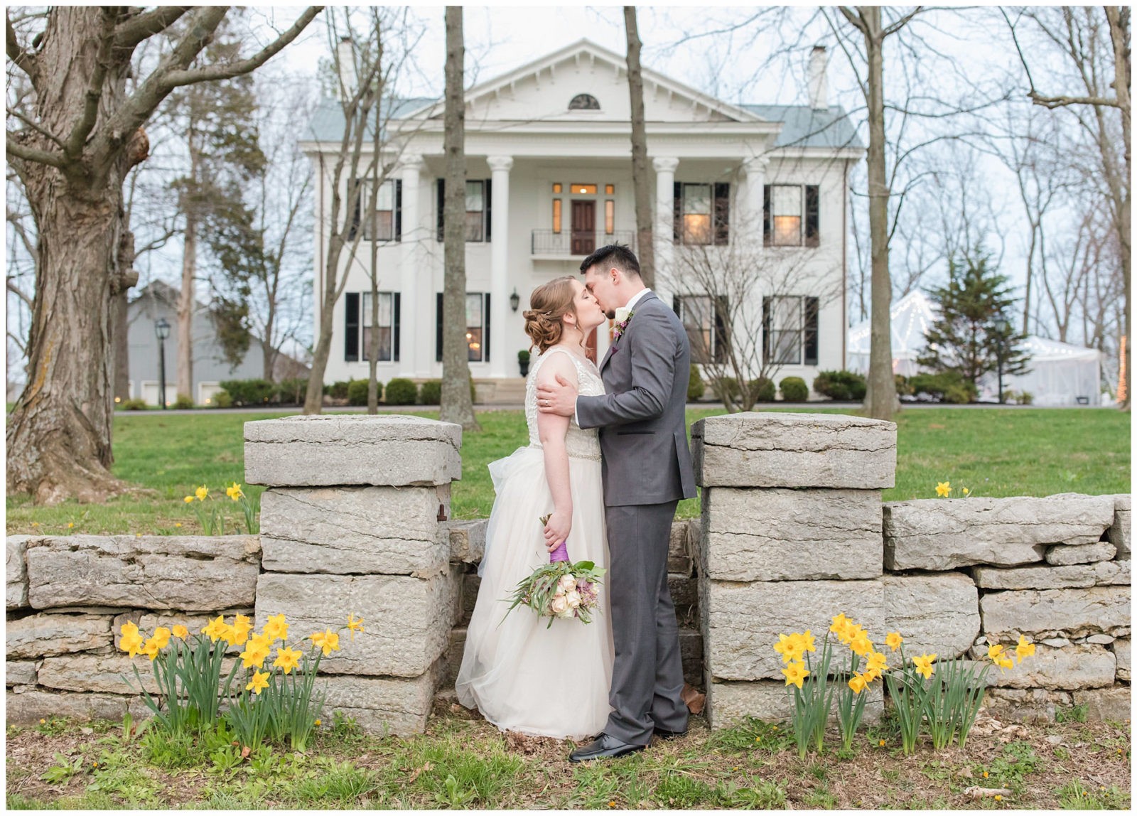 Bride and Groom Photos at Ashford Acres Inn in Cynthiana, Kentucky.