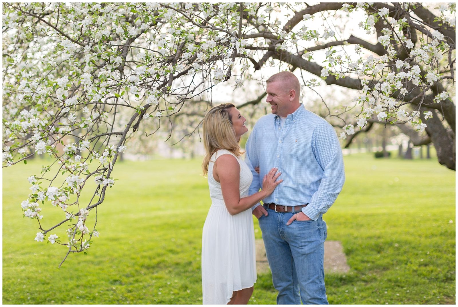 Spring Engagement Photos at Keeneland in Lexington , Kentucky. Photo by: Kevin and Anna Photography